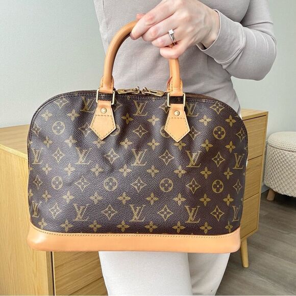 ✅AUTHENTIC✅LOUIS VUITTON ALMA PM - Picture 3 of 16